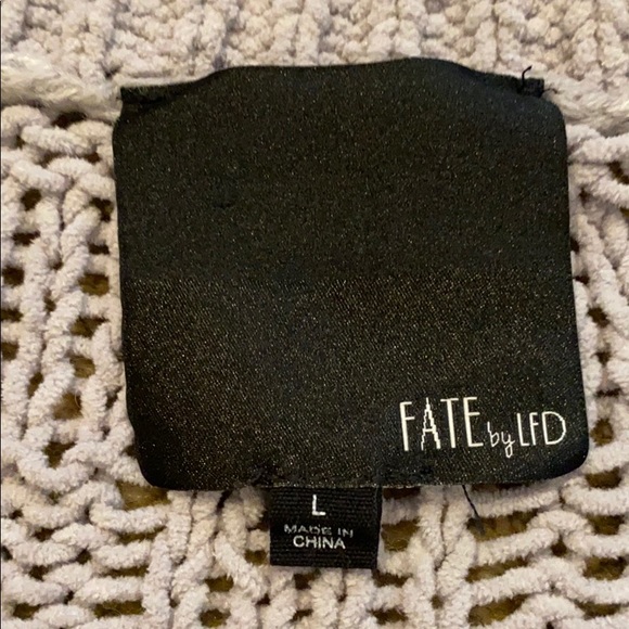 ~FATE By LFD~ Gray Boxy Short Sleeve Sweater - Picture 6 of 7